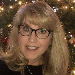 Meet your Posher, Amgie